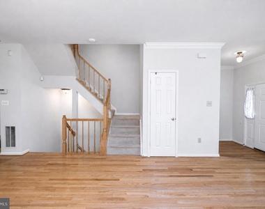 3940 Kathryn Jean Court - Photo Thumbnail 6