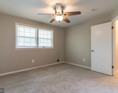 4126 Lenox Drive - Photo Thumbnail 28