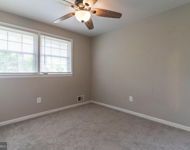 4126 Lenox Drive - Photo Thumbnail 25