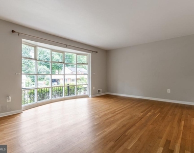 4126 Lenox Drive - Photo Thumbnail 15
