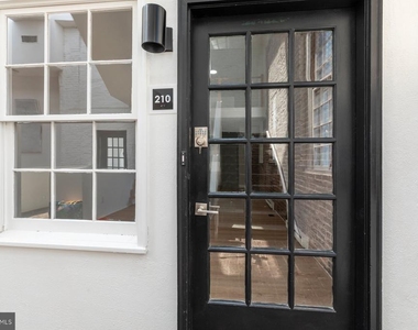 207 S Patrick Street - Photo Thumbnail 1