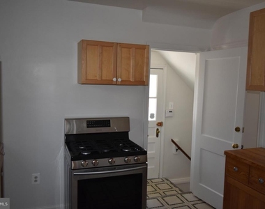 6001 26th Street N - Photo Thumbnail 6