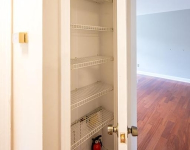 2805 Arlington Boulevard - Photo Thumbnail 10