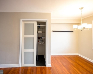 2805 Arlington Boulevard - Photo Thumbnail 6