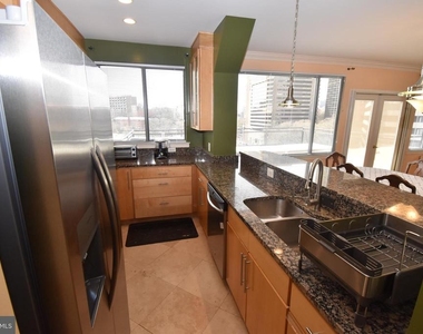 1121 Arlington Boulevard - Photo Thumbnail 3