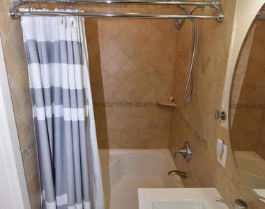 1121 Arlington Boulevard - Photo Thumbnail 8