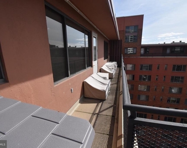 1121 Arlington Boulevard - Photo Thumbnail 15