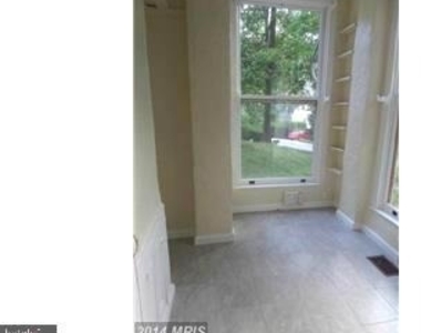 4022 N 25th Road N - Photo Thumbnail 7