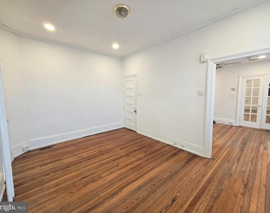 5455 Ridge Avenue - Photo Thumbnail 4