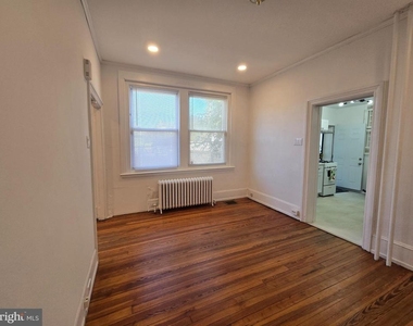 5455 Ridge Avenue - Photo Thumbnail 5