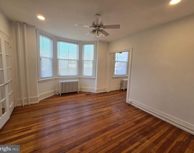 5455 Ridge Avenue - Photo Thumbnail 7