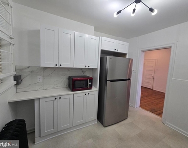 5455 Ridge Avenue - Photo Thumbnail 1