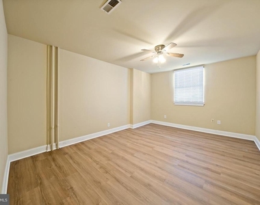 2118 S Broad Street - Photo Thumbnail 8