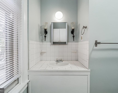 4373 Cresson Street - Photo Thumbnail 7