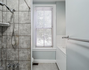 4373 Cresson Street - Photo Thumbnail 8