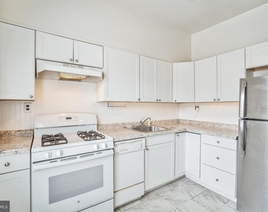 4373 Cresson Street - Photo Thumbnail 10
