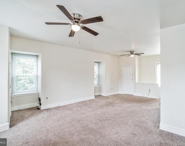 4373 Cresson Street - Photo Thumbnail 8