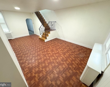 2082 Albright Street - Photo Thumbnail 2