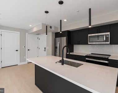 6604 Ridge Avenue - Photo Thumbnail 2
