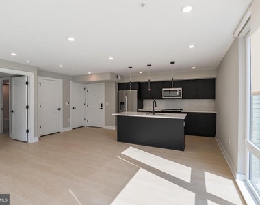 6604 Ridge Avenue - Photo Thumbnail 3
