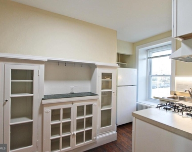 102 E Mount Airy Avenue - Photo Thumbnail 14