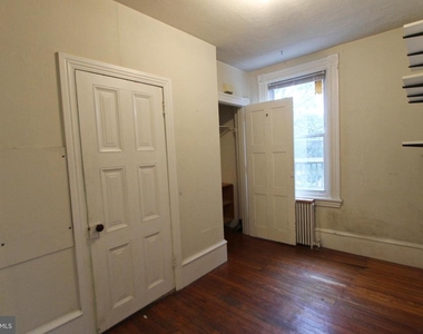 102 E Mount Airy Avenue - Photo Thumbnail 23