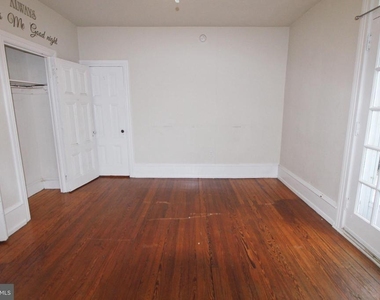 102 E Mount Airy Avenue - Photo Thumbnail 37