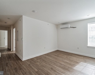 405 S 42nd Street - Photo Thumbnail 39