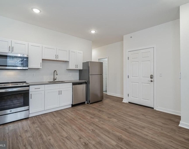 405 S 42nd Street - Photo Thumbnail 37