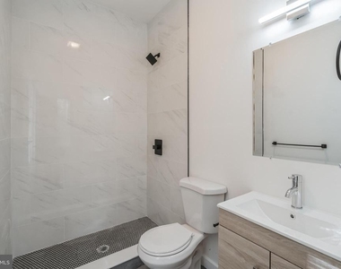 405 S 42nd Street - Photo Thumbnail 31