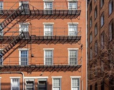 1341 Lombard Street - Photo Thumbnail 24