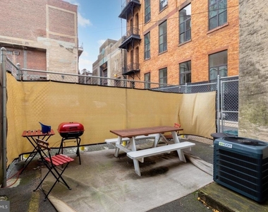1341 Lombard Street - Photo Thumbnail 14