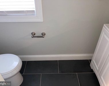 2225 W Thompson Street - Photo Thumbnail 13