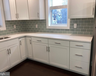 2225 W Thompson Street - Photo Thumbnail 16