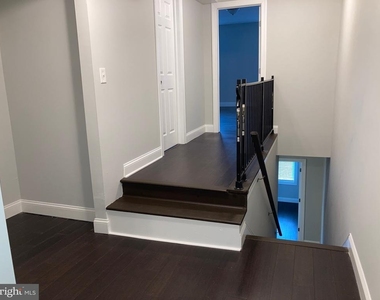 2225 W Thompson Street - Photo Thumbnail 7