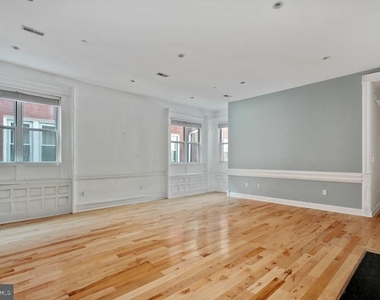 1311 Spruce Street - Photo Thumbnail 2