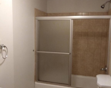416 N 32nd Street - Photo Thumbnail 12