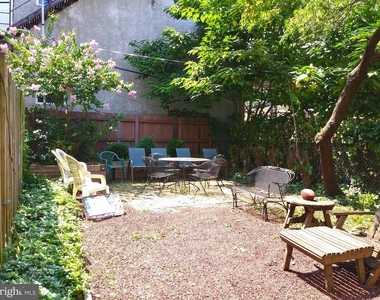 416 N 32nd Street - Photo Thumbnail 2