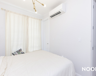 978 Kent Ave - Photo Thumbnail 18