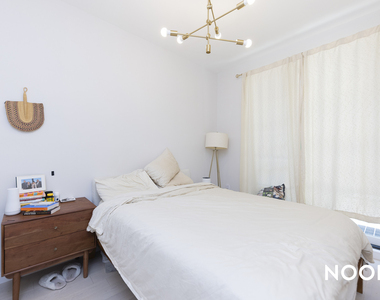 978 Kent Ave - Photo Thumbnail 17