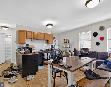 1655 S Bancroft Street - Photo Thumbnail 2