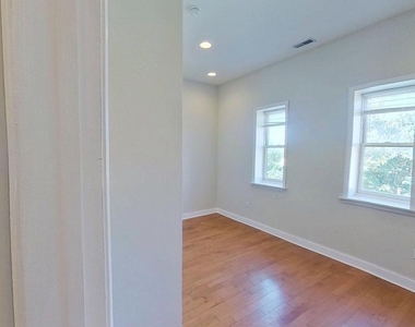 1412 W Susquehanna Avenue - Photo Thumbnail 31