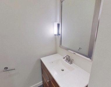 1412 W Susquehanna Avenue - Photo Thumbnail 29