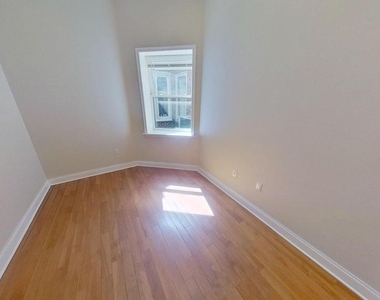 1412 W Susquehanna Avenue - Photo Thumbnail 8