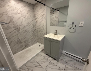 6712 N 18th Street - Photo Thumbnail 6