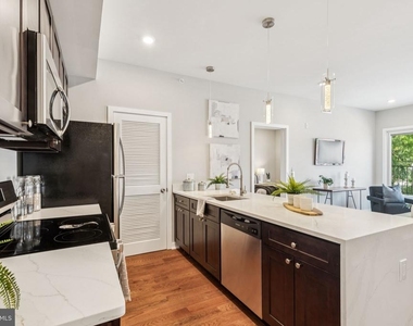 203 Haverford Avenue - Photo Thumbnail 4
