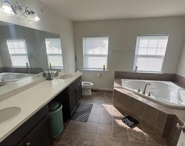 32 Aubrey Circle - Photo Thumbnail 17