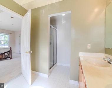 651 Fawn Circle - Photo Thumbnail 13