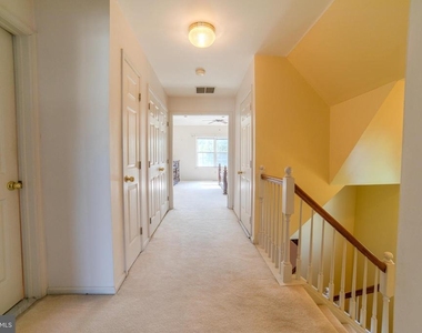 651 Fawn Circle - Photo Thumbnail 10