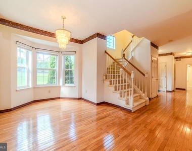 651 Fawn Circle - Photo Thumbnail 3